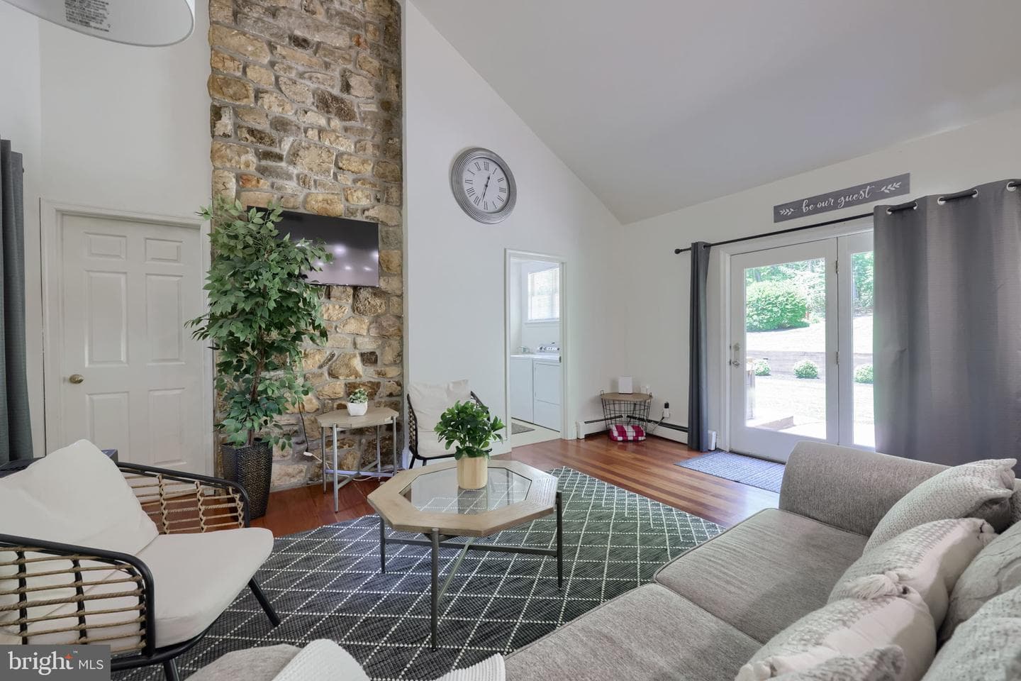 139 Joanna Road photo 40
