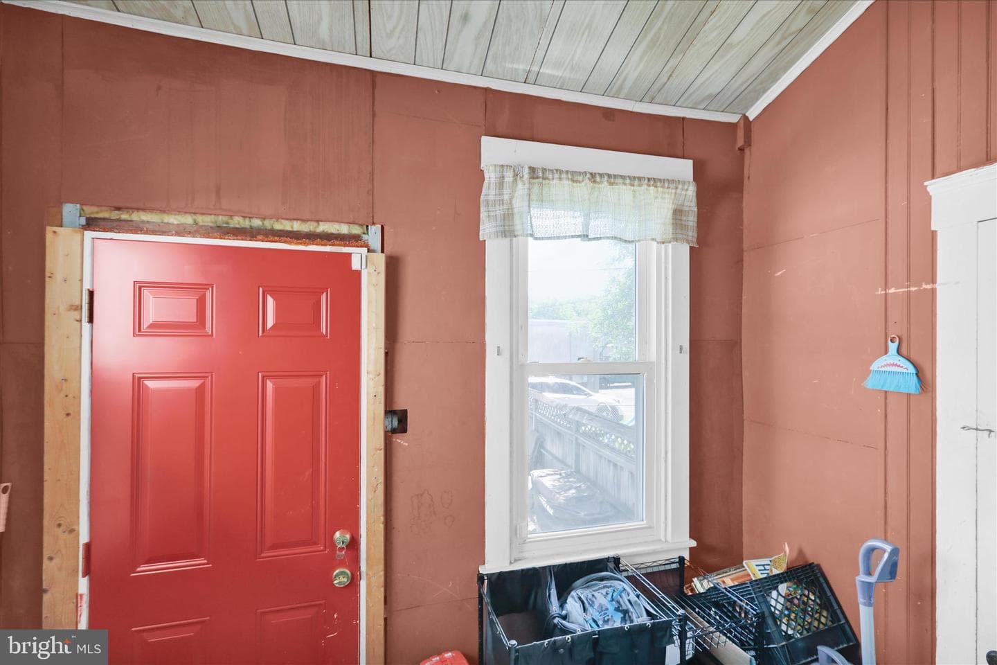 106 Reading Avenue photo 12