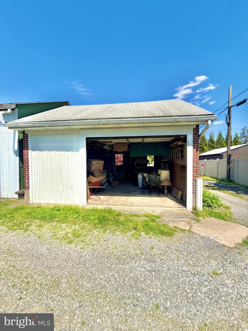 3416 Montclare Street photo 23