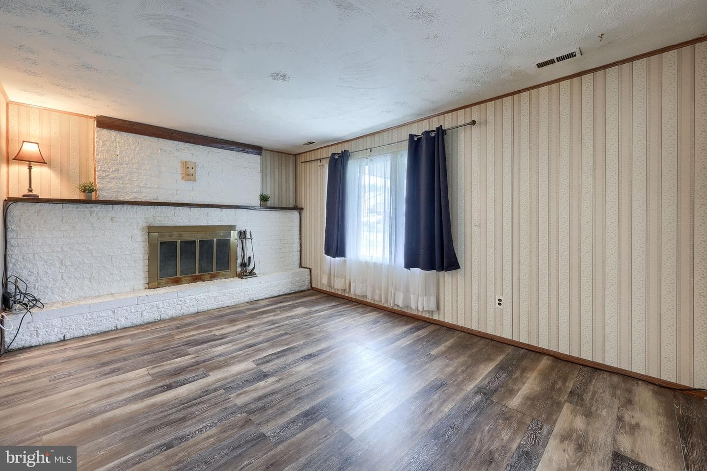 465 Moonflower Avenue photo 9