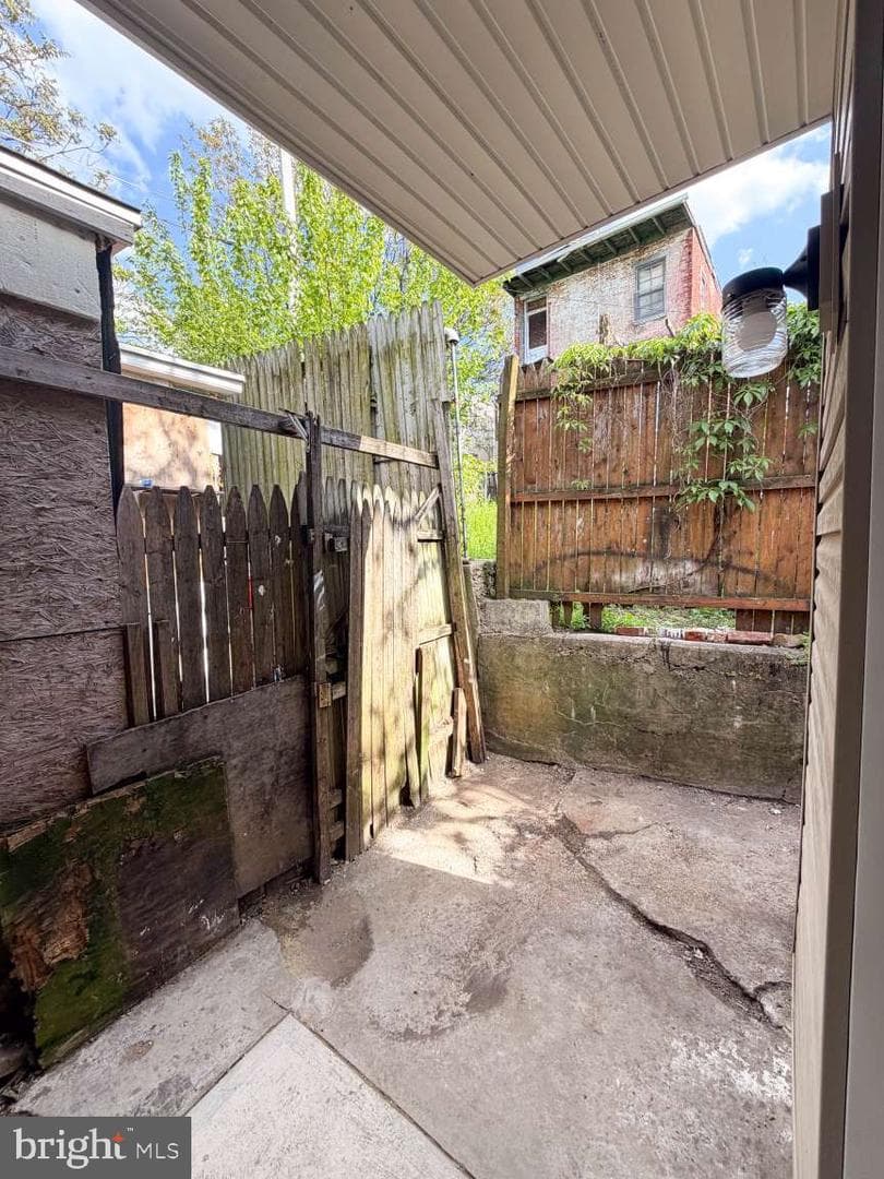 1050 Culvert Street photo 7