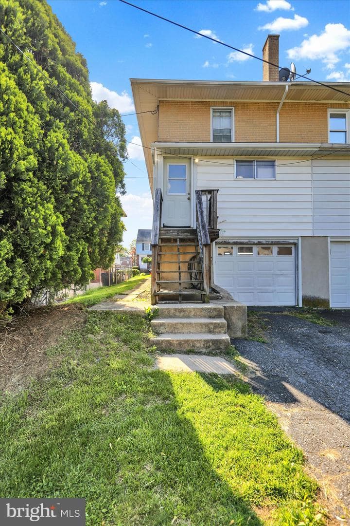 138 Franklin photo 20