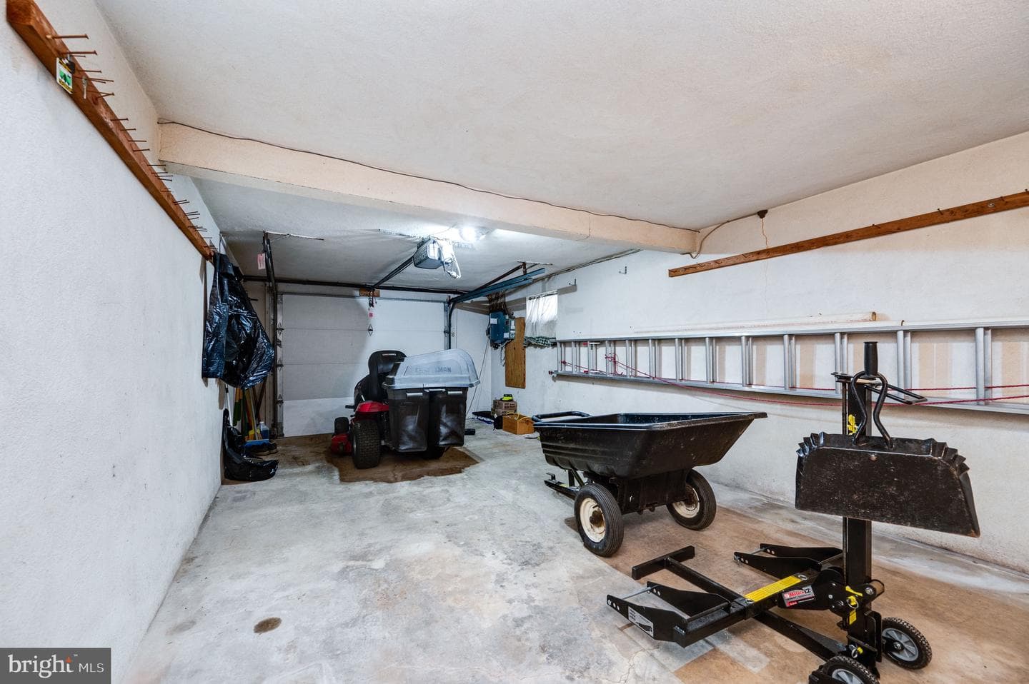 220 Maple Springs Drive photo 31