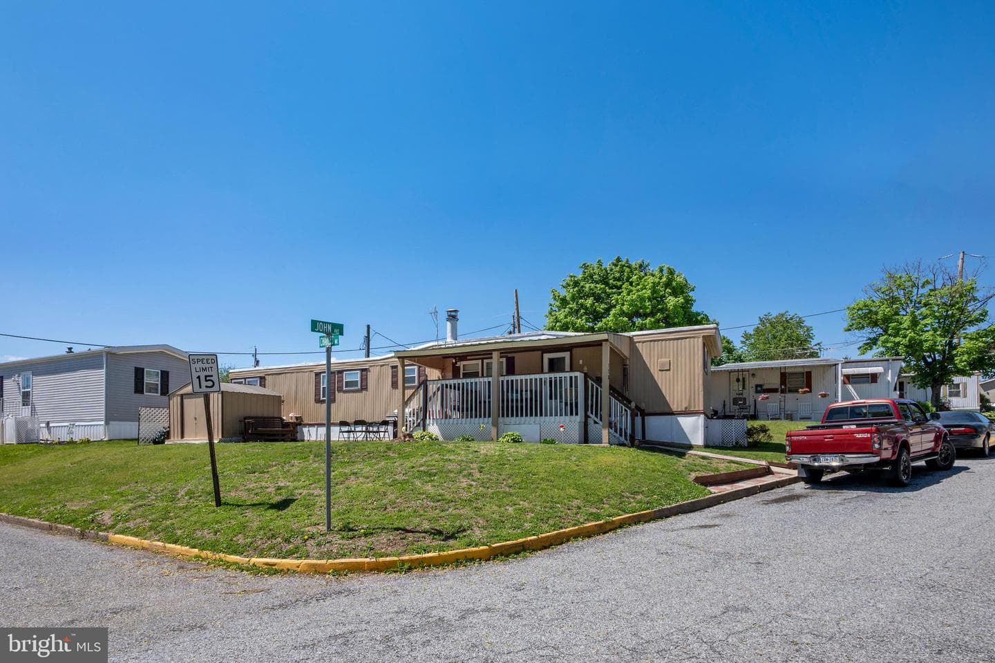 128 John Avenue photo 15