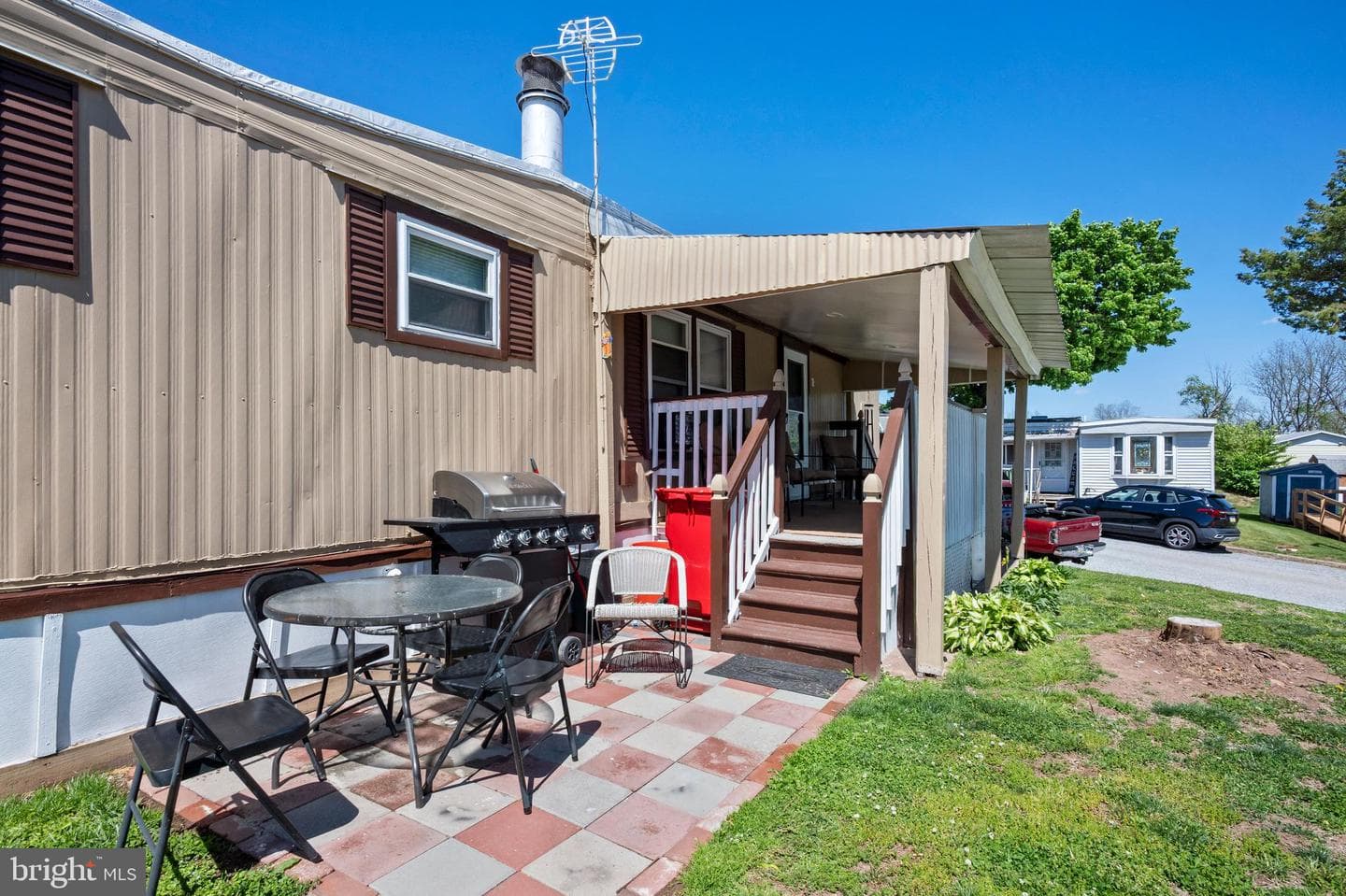128 John Avenue photo 18