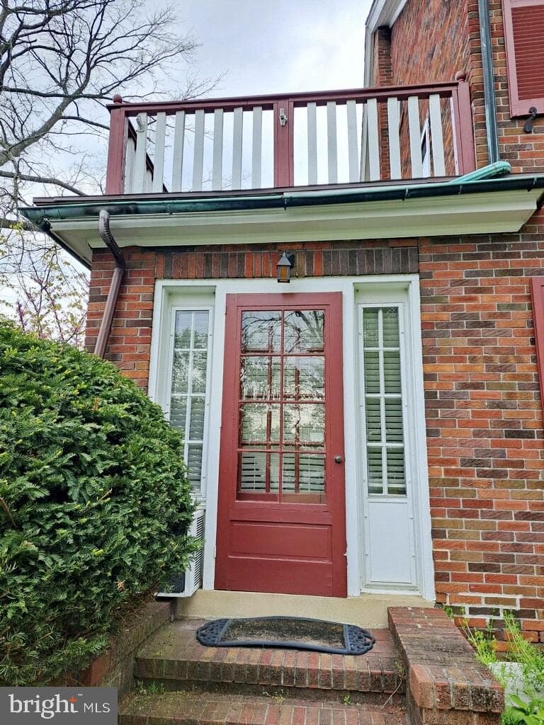 401 W Lancaster Ave photo 4