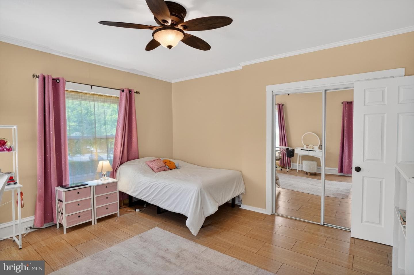 519 Carsonia Avenue photo 32