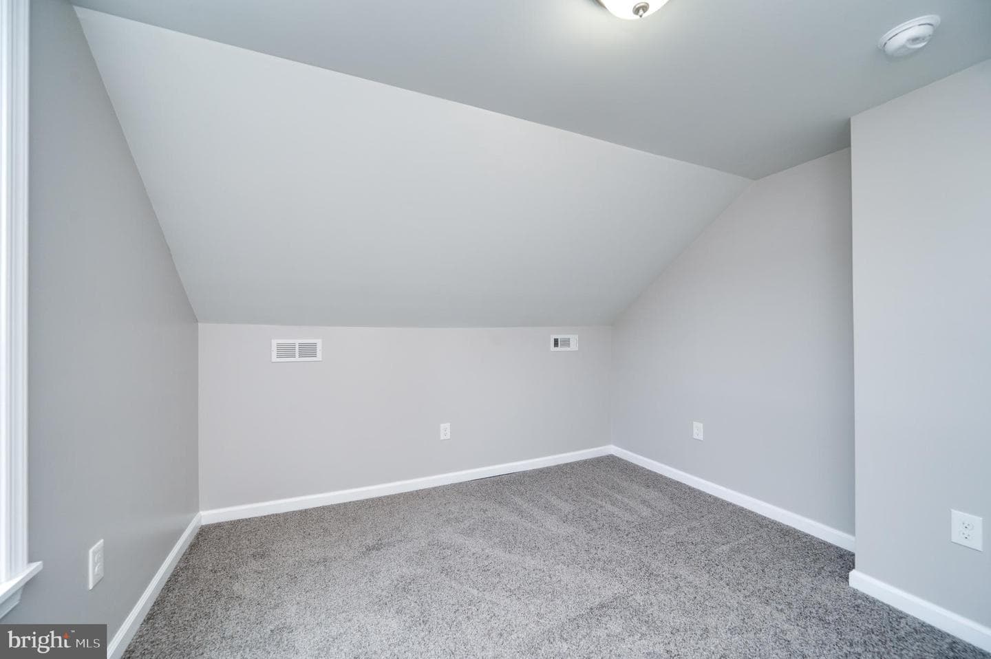2626 W Philadelphia Avenue photo 24