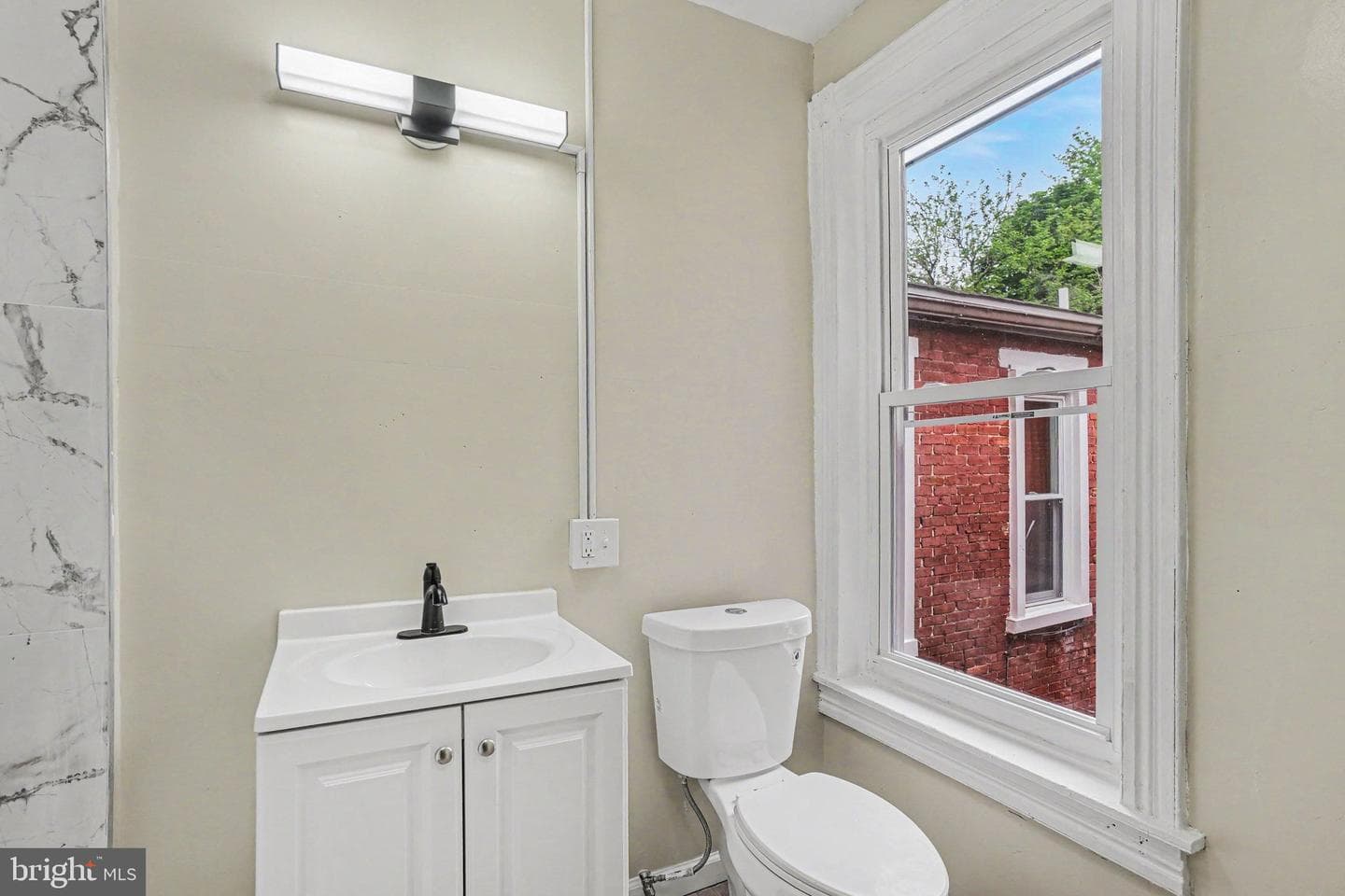 928 Rose Street photo 14