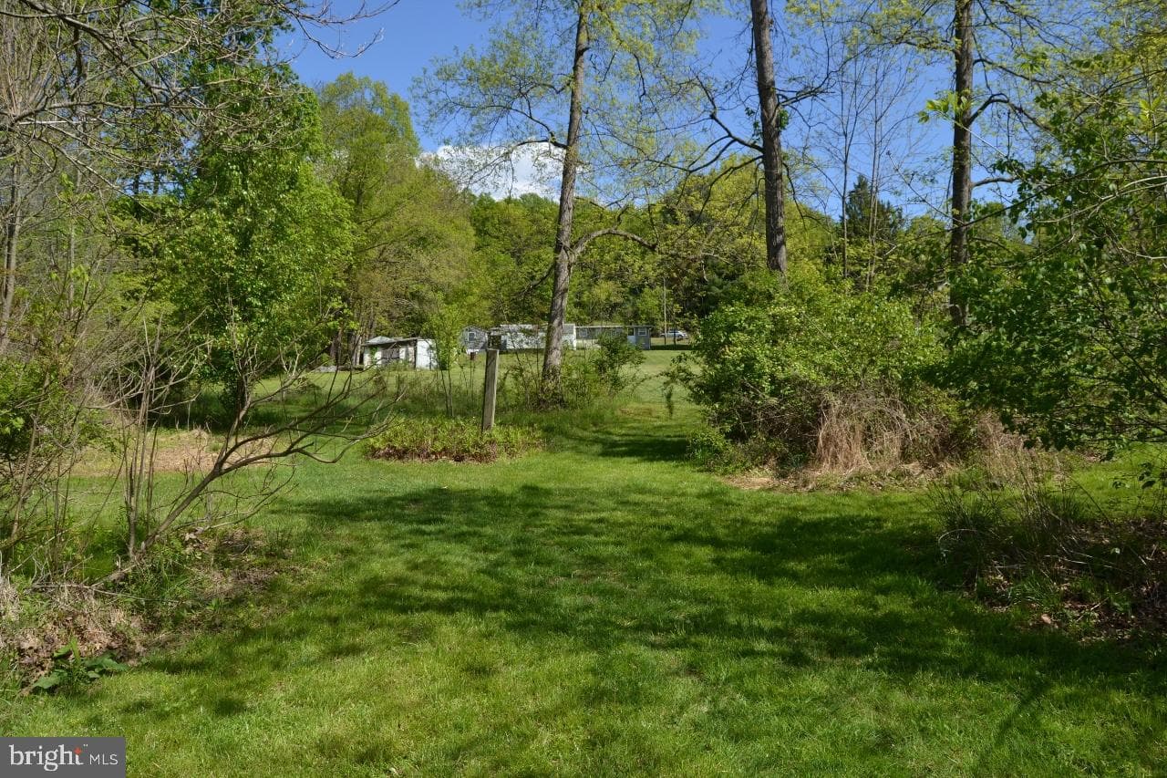 1045 Route 100 photo 8