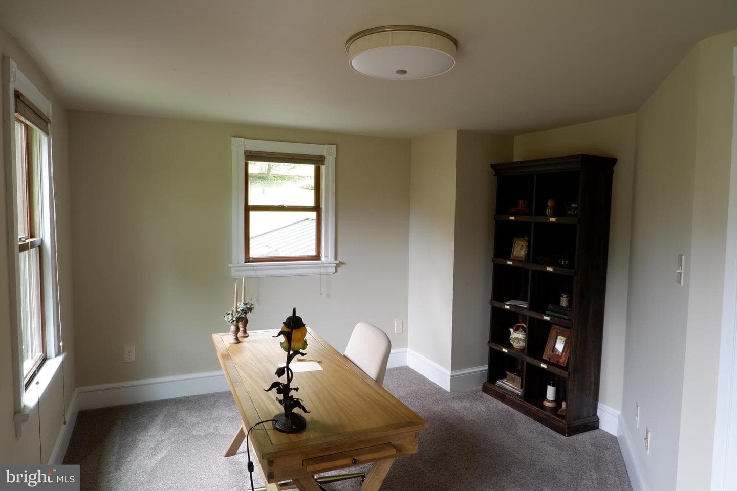 318 N Galen Hall Road photo 25