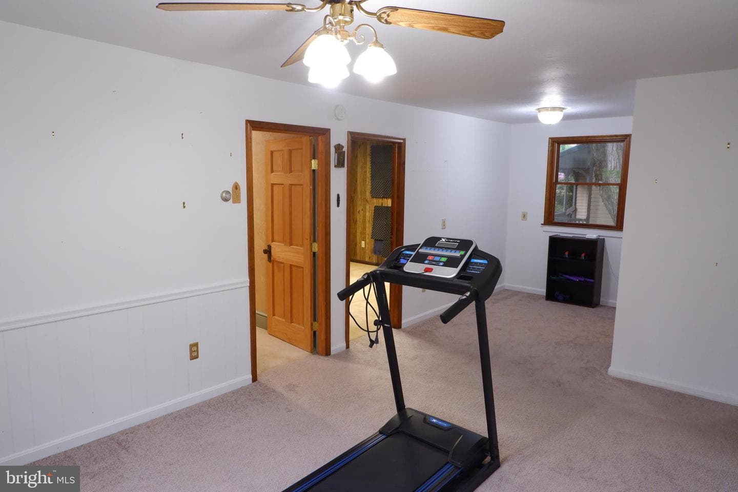 318 N Galen Hall Road photo 30