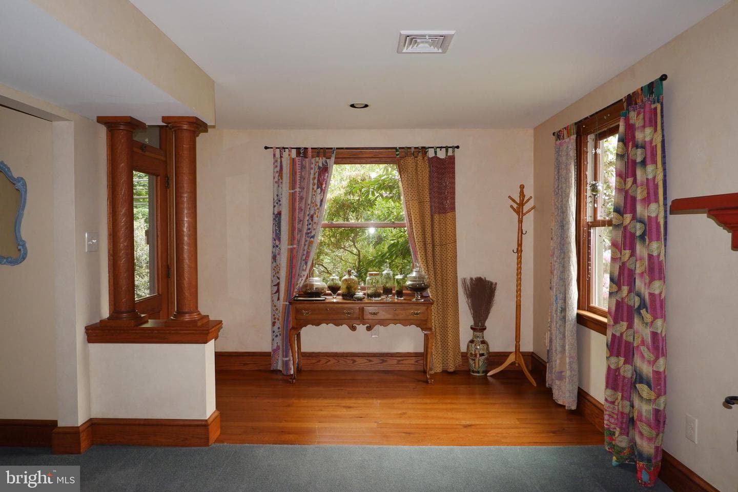 318 N Galen Hall Road photo 4