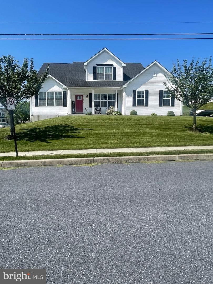 35 Adams Road photo 1