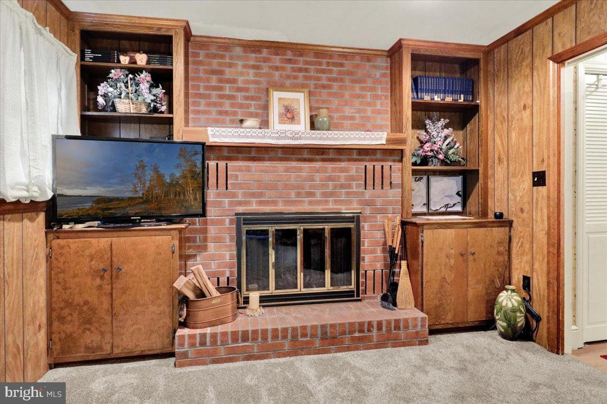 1645 Reading Boulevard photo 19