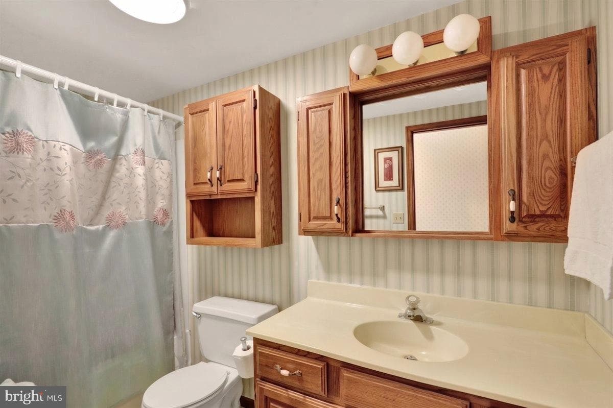 1645 Reading Boulevard photo 24