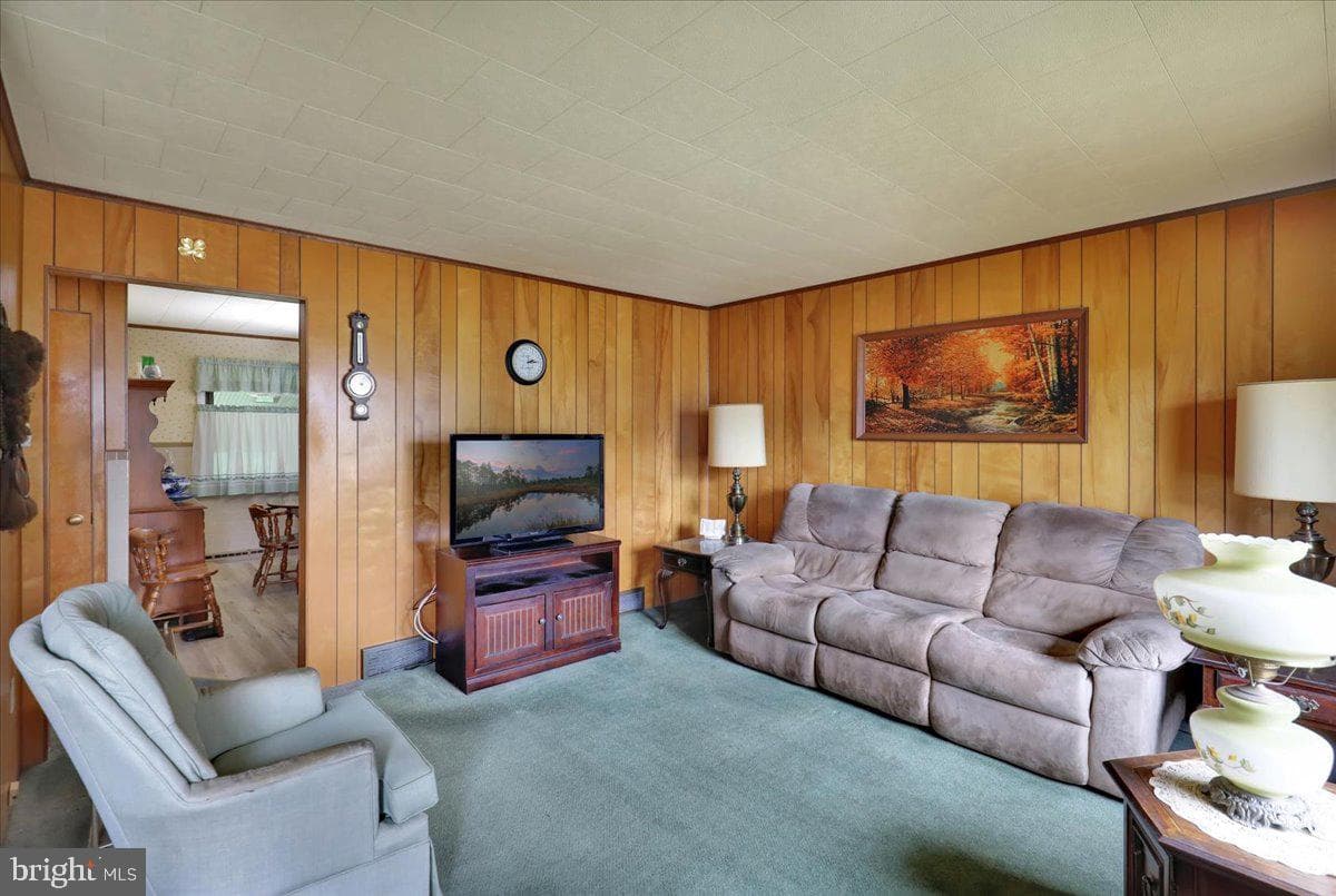 1242 Commonwealth Boulevard photo 5
