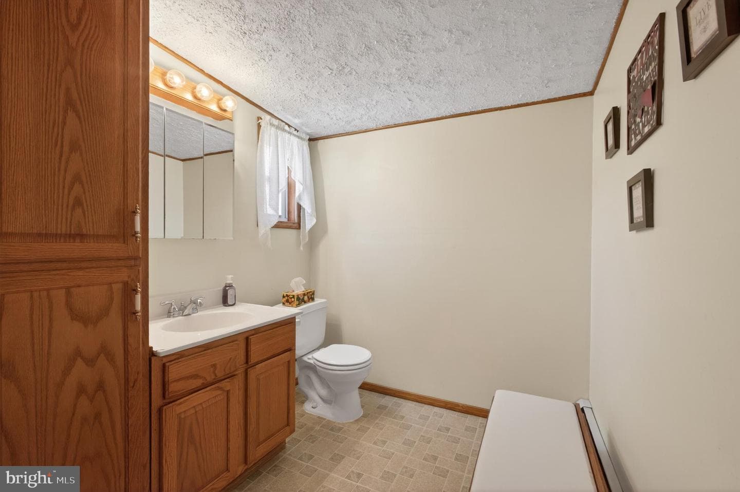 135 S Washington Street photo 26