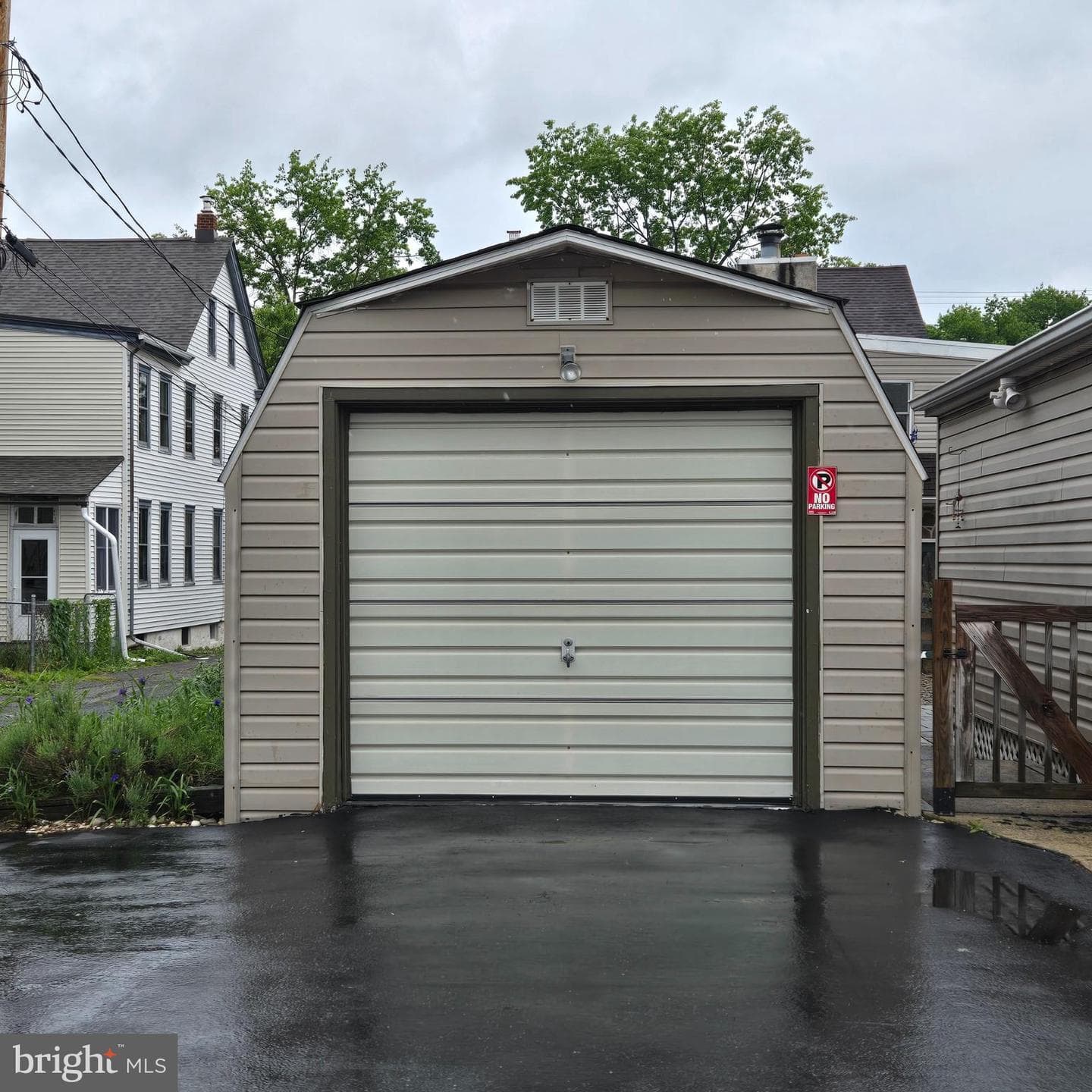 135 S Washington Street photo 29