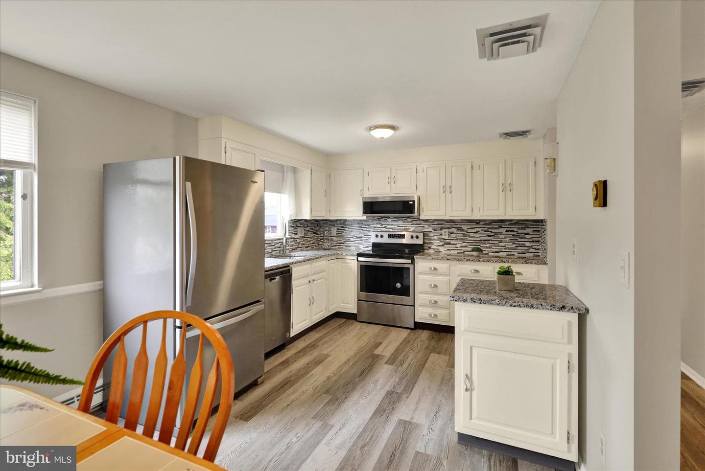 762 Tamarack Trail photo 14