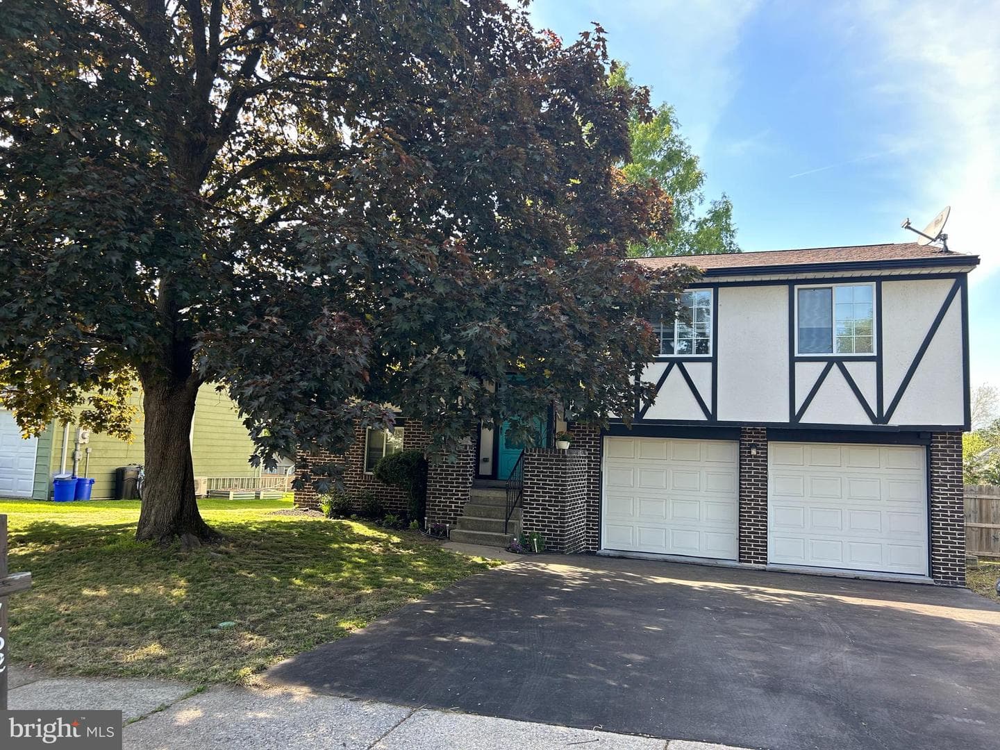 762 Tamarack Trail photo 2