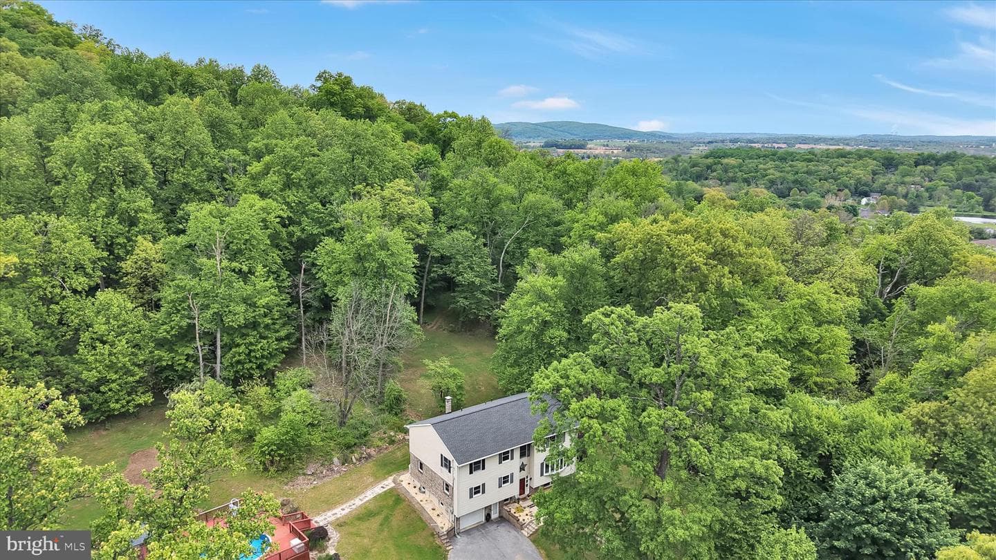 5220 Oley Turnpike Road photo 11