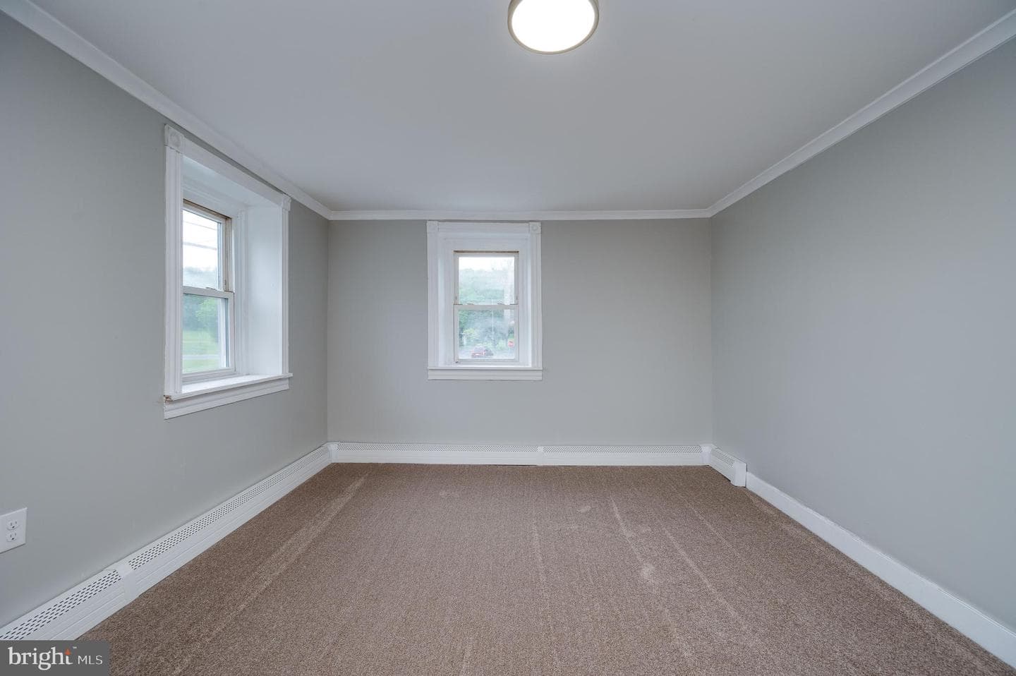 467 Hill Rd photo 19