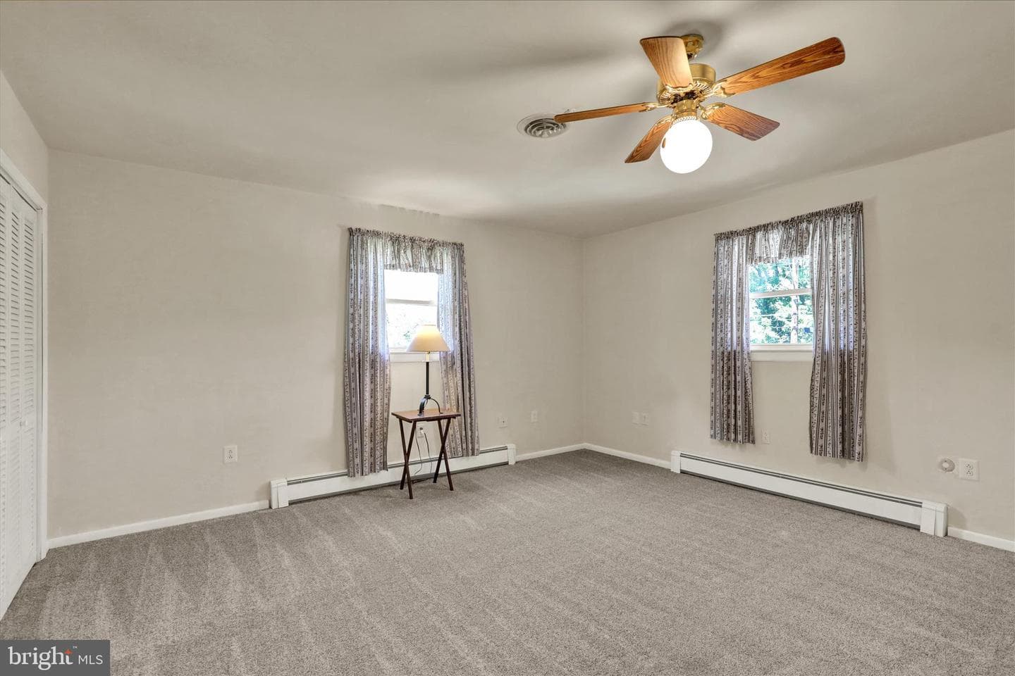 833 Joan Tc photo 31