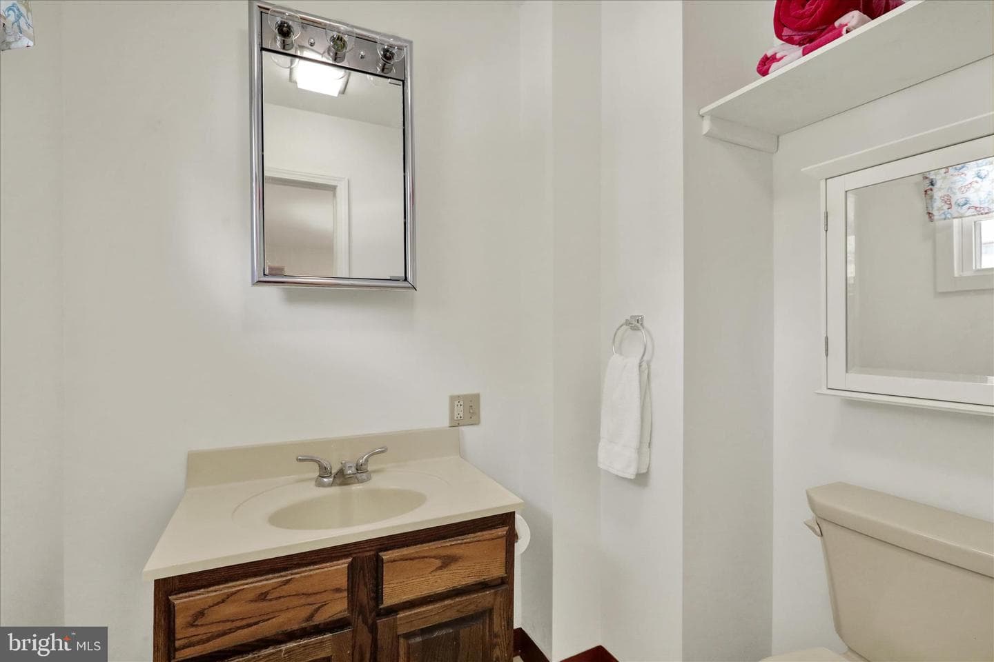 833 Joan Tc photo 33
