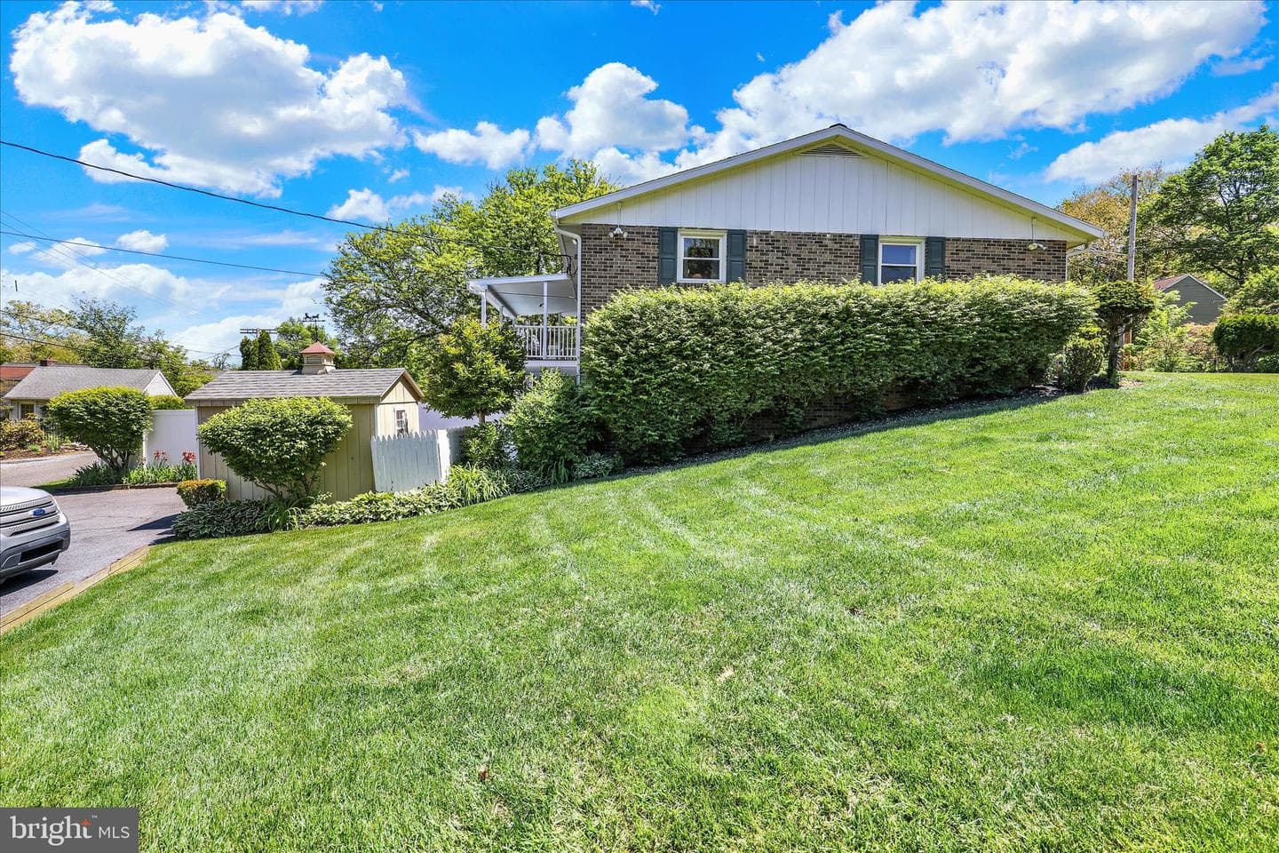 833 Joan Tc photo 6