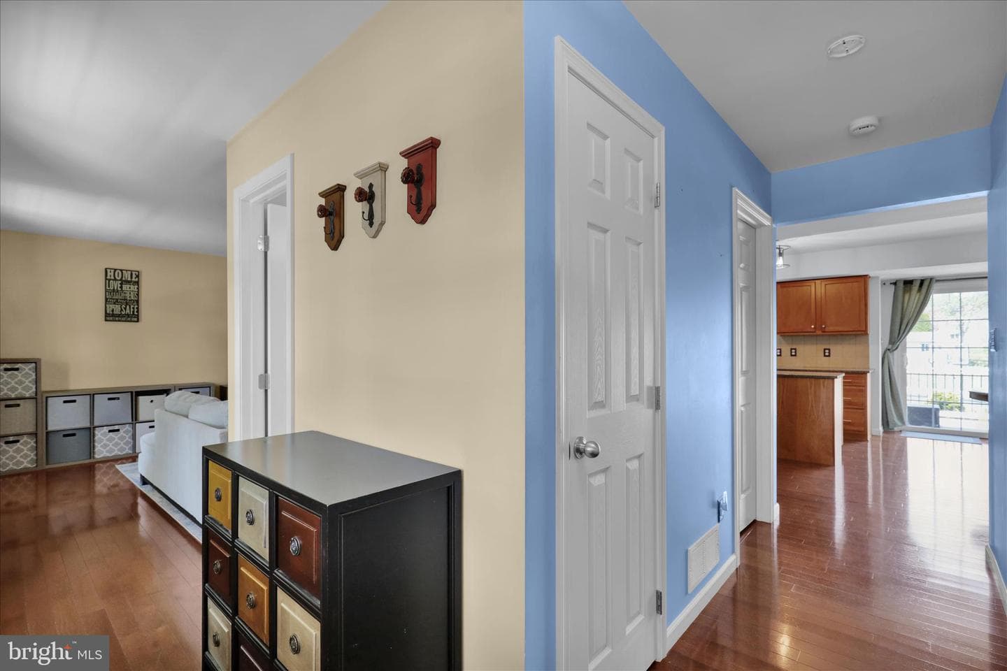 615 W Pine Street photo 11