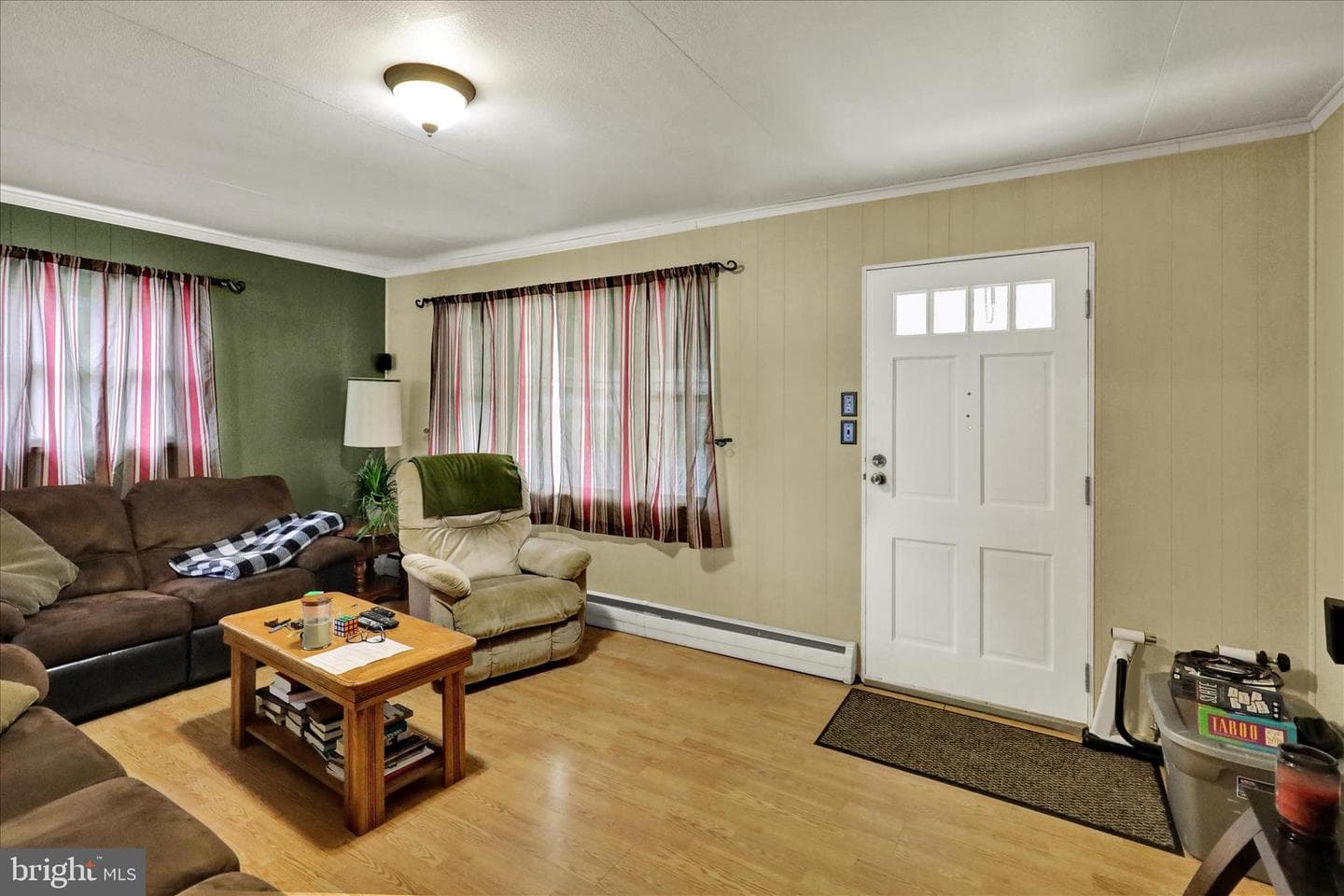 227 E Noble Avenue photo 5