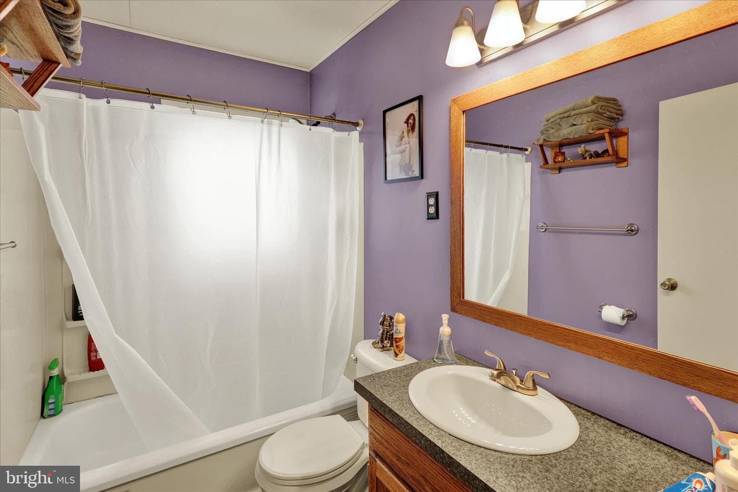 227 E Noble Avenue photo 6