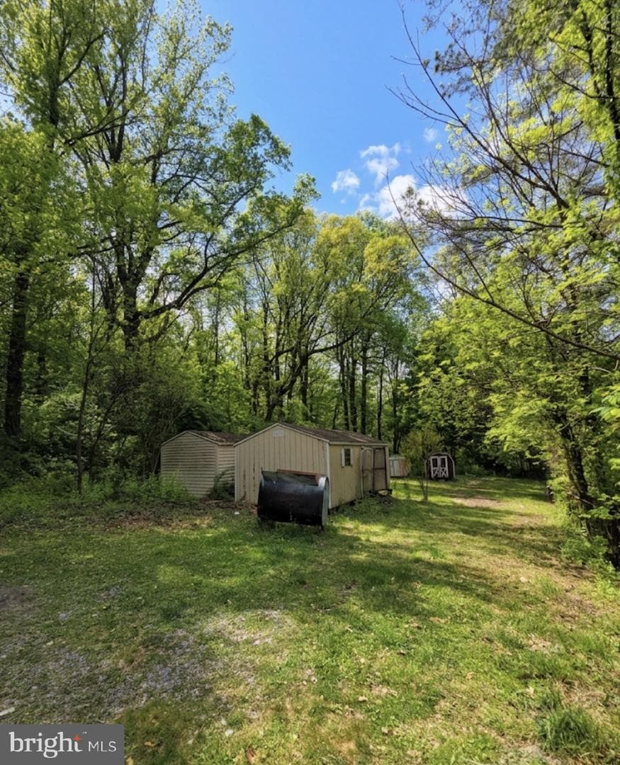 588 Blandon Road photo 23