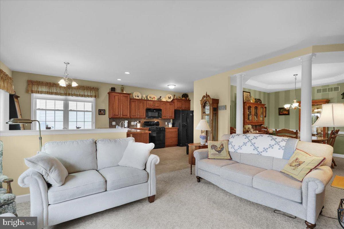 415 Westbury Drive photo 9