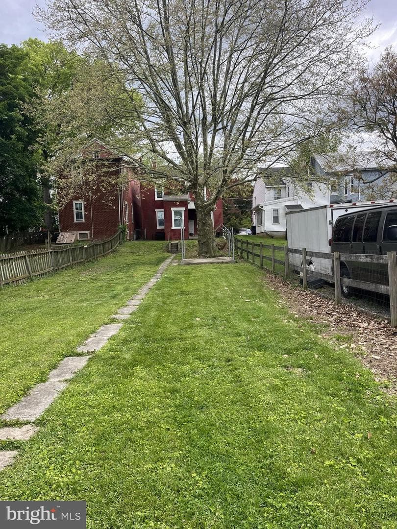 311 W High Street photo 18