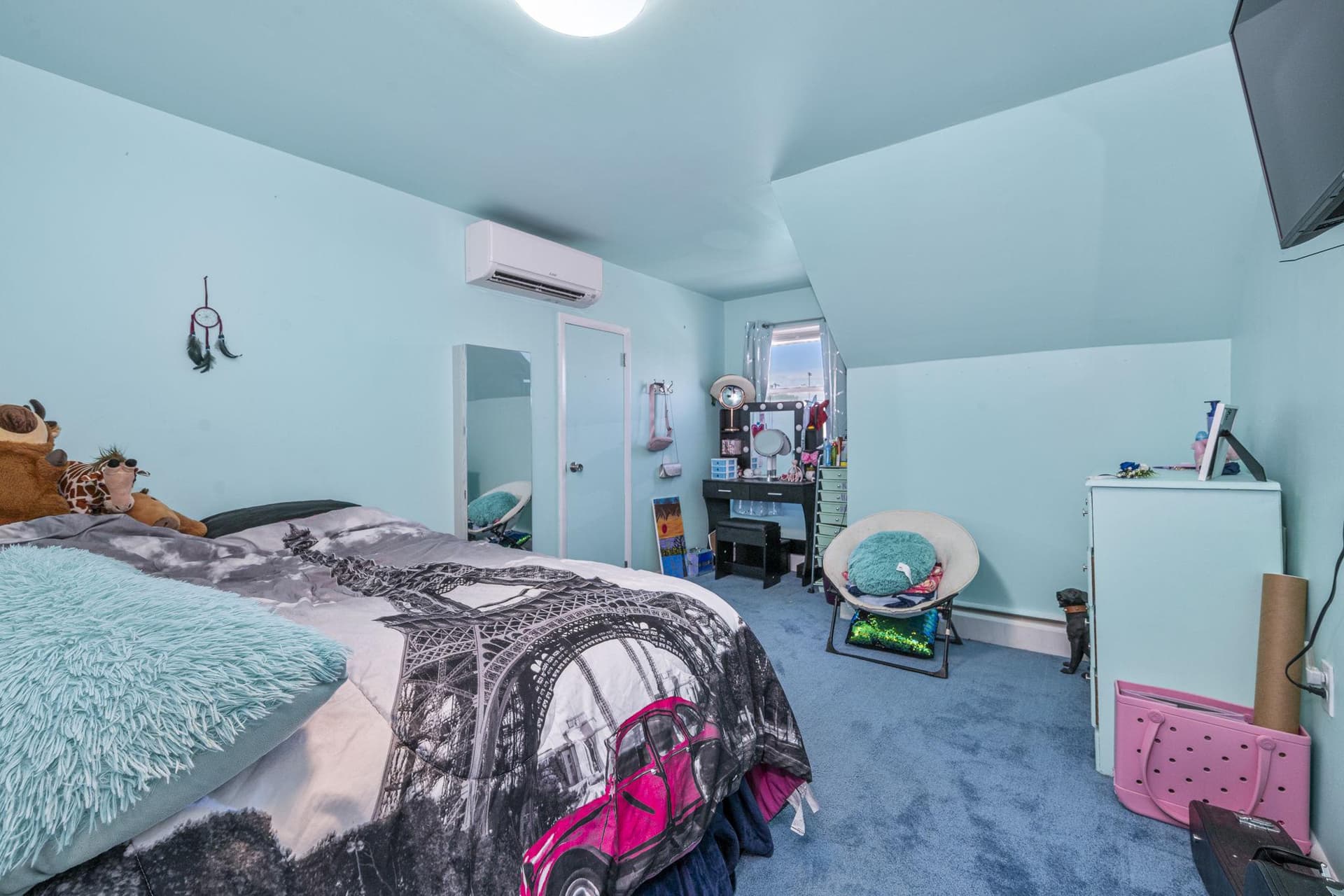 810 E Bellevue Avenue photo 26