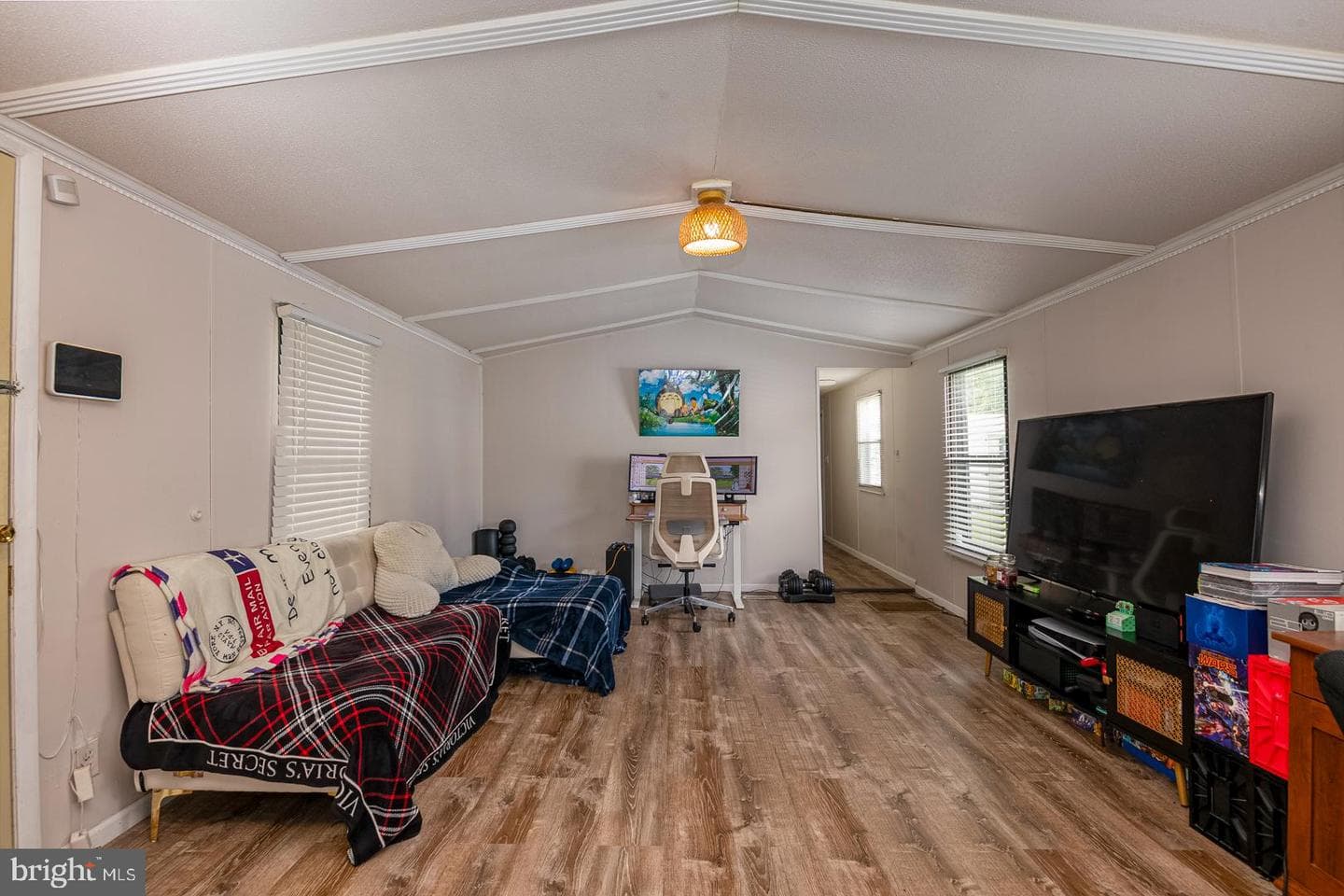 74 Southwick Drive photo 3