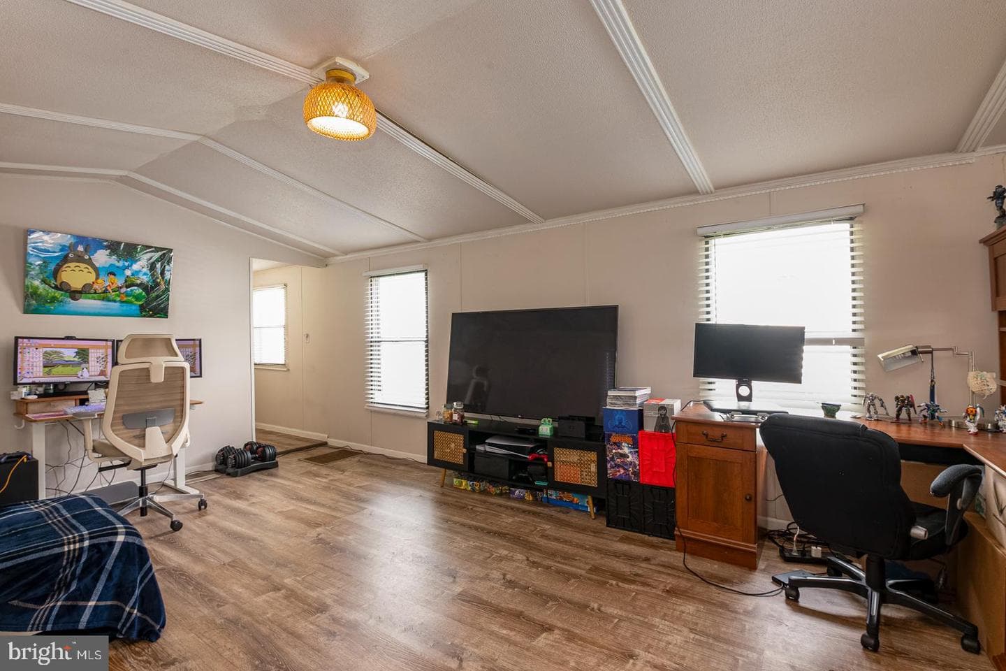 74 Southwick Drive photo 4