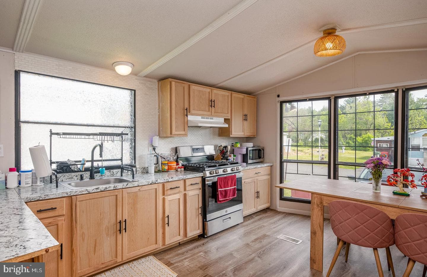 74 Southwick Drive photo 8