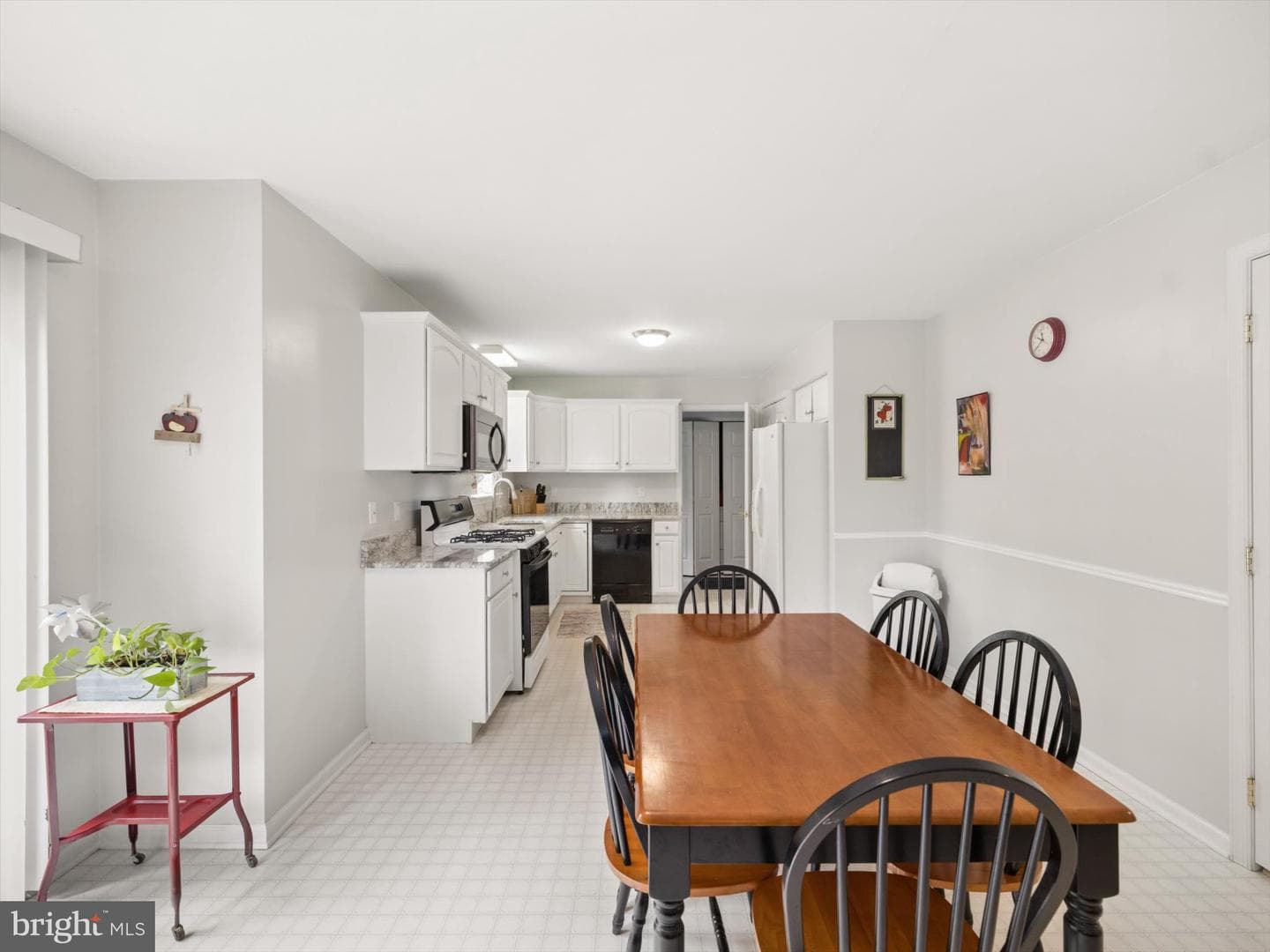 115 Clarion Drive photo 14
