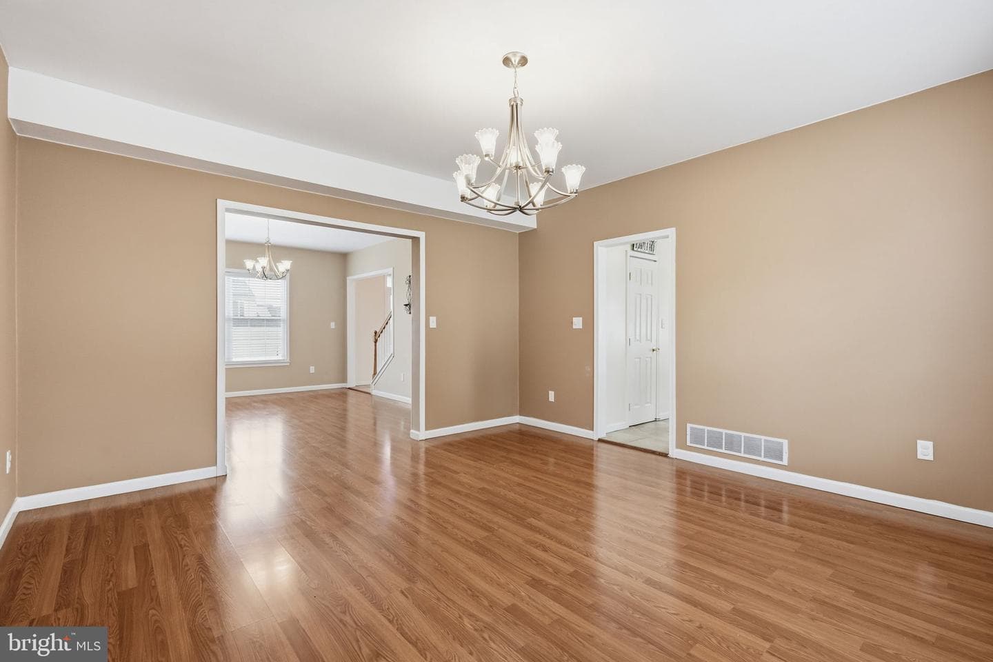 605 Georgia Avenue photo 11