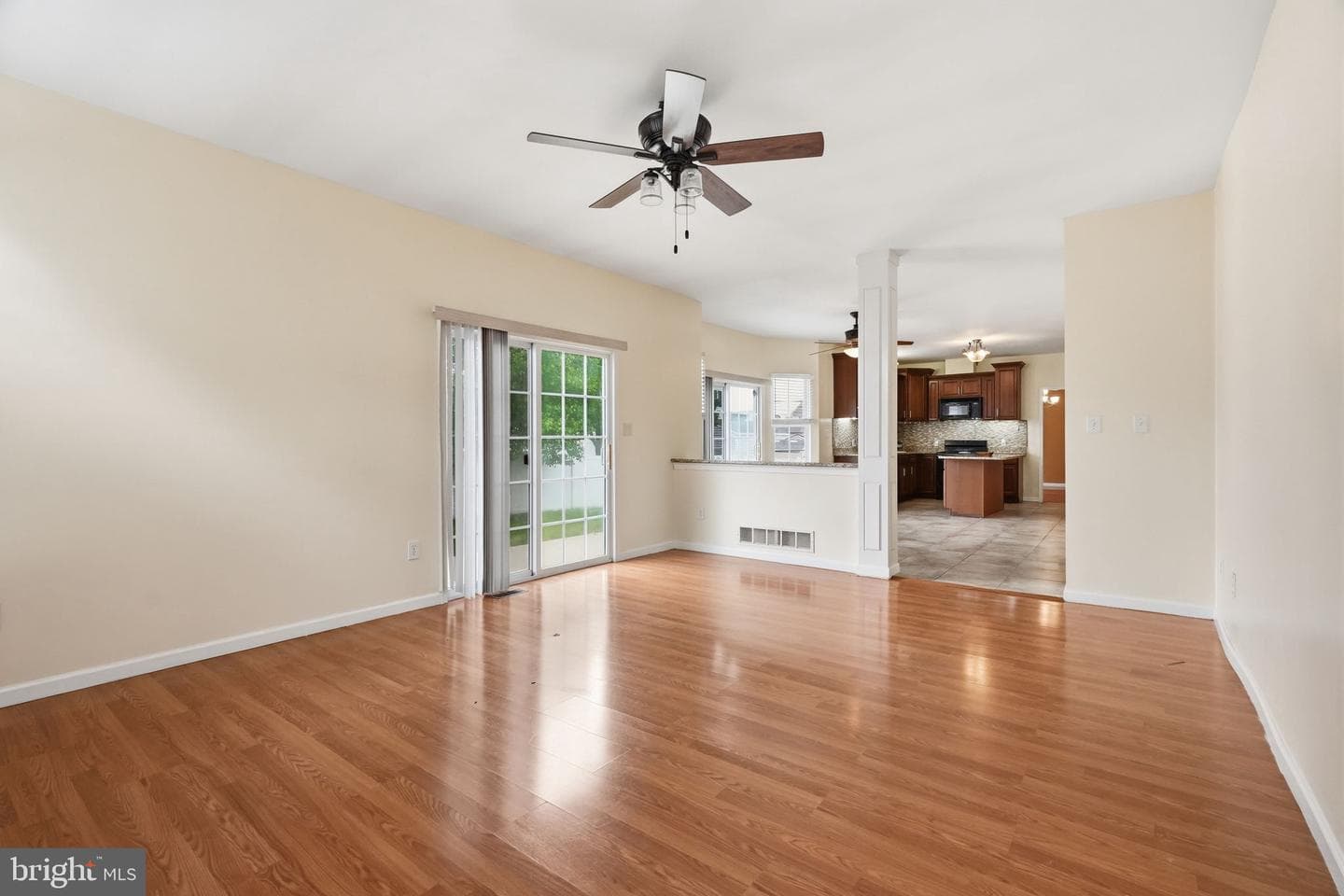 605 Georgia Avenue photo 21
