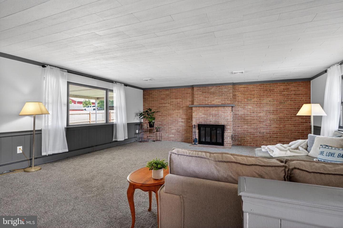 26 E Cedar Street photo 8