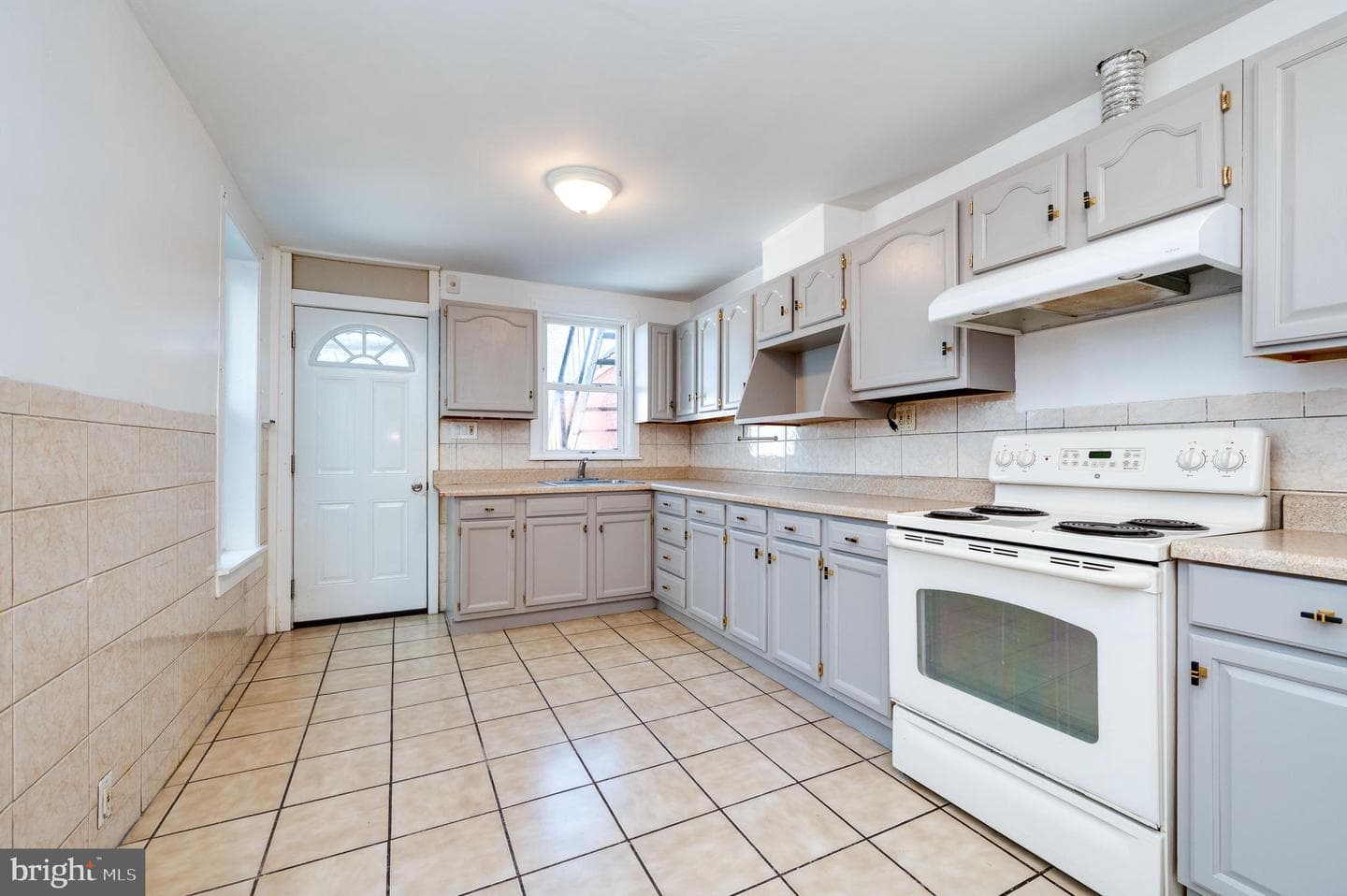 133 Greenwich St photo 11
