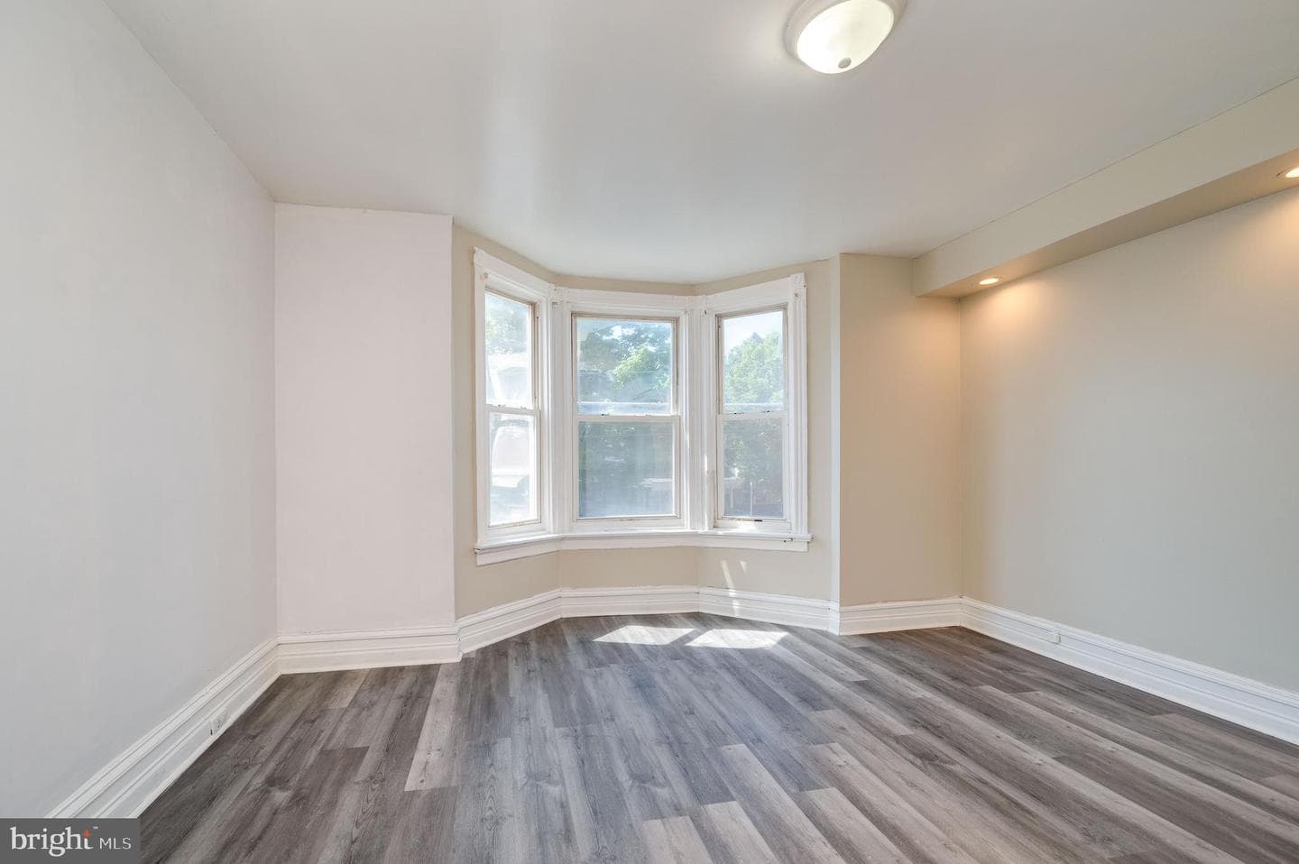 133 Greenwich St photo 21