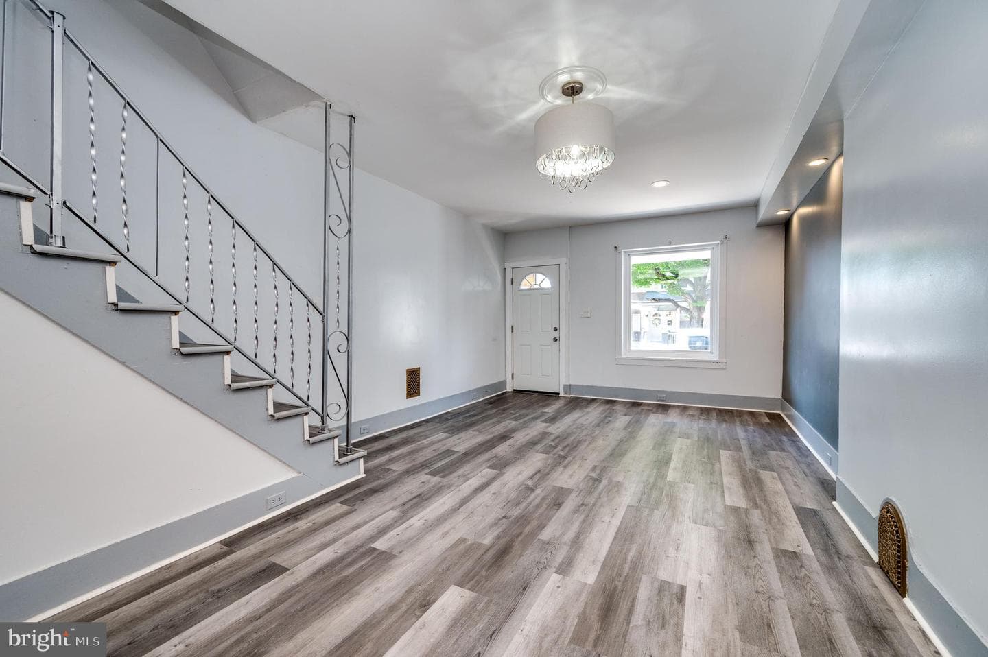 133 Greenwich St photo 7