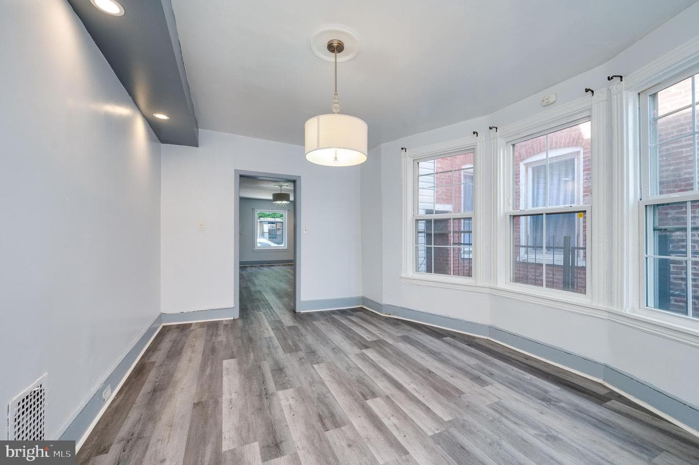 133 Greenwich St photo 8