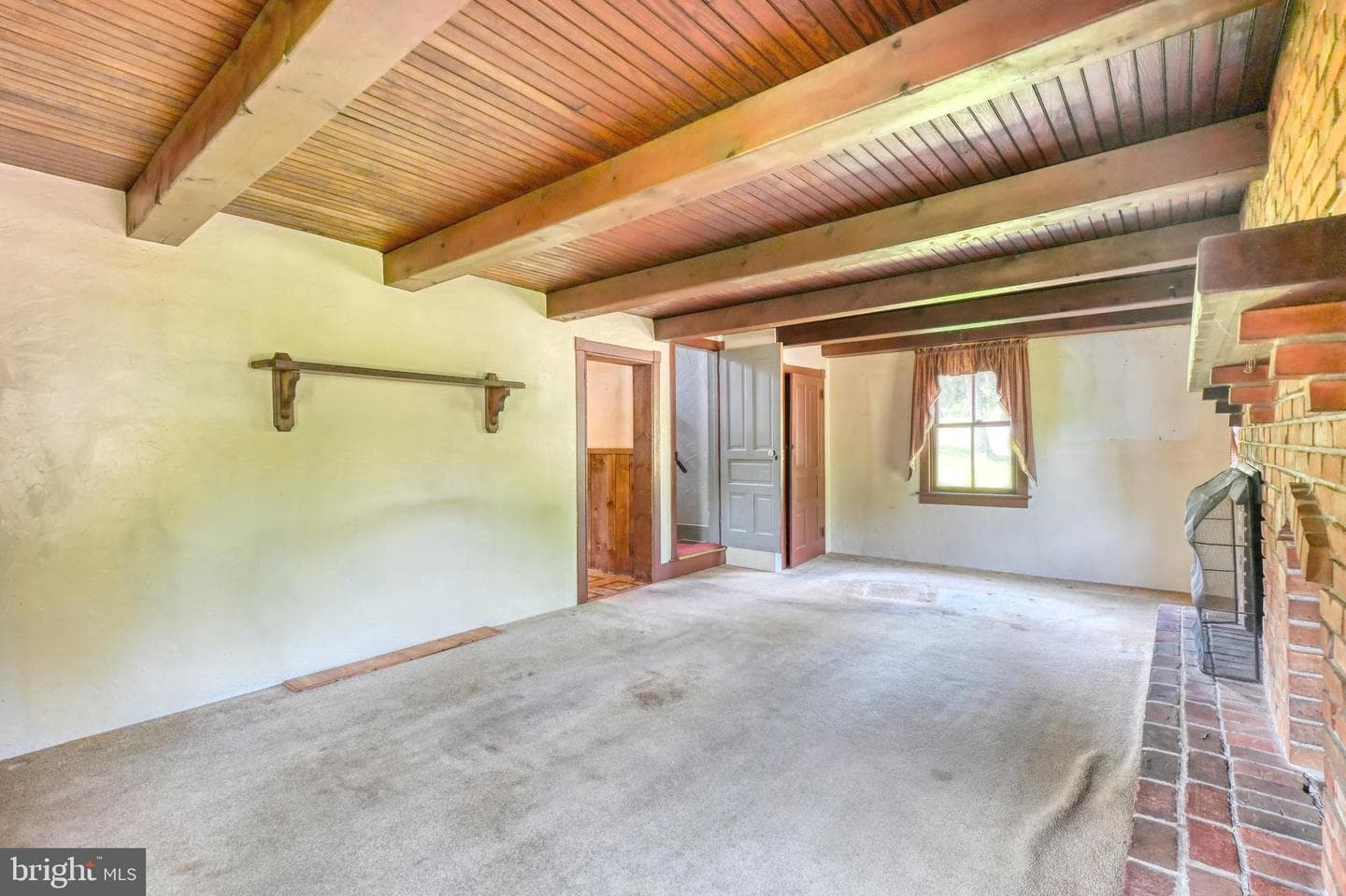 363 N Galen Hall Road photo 11