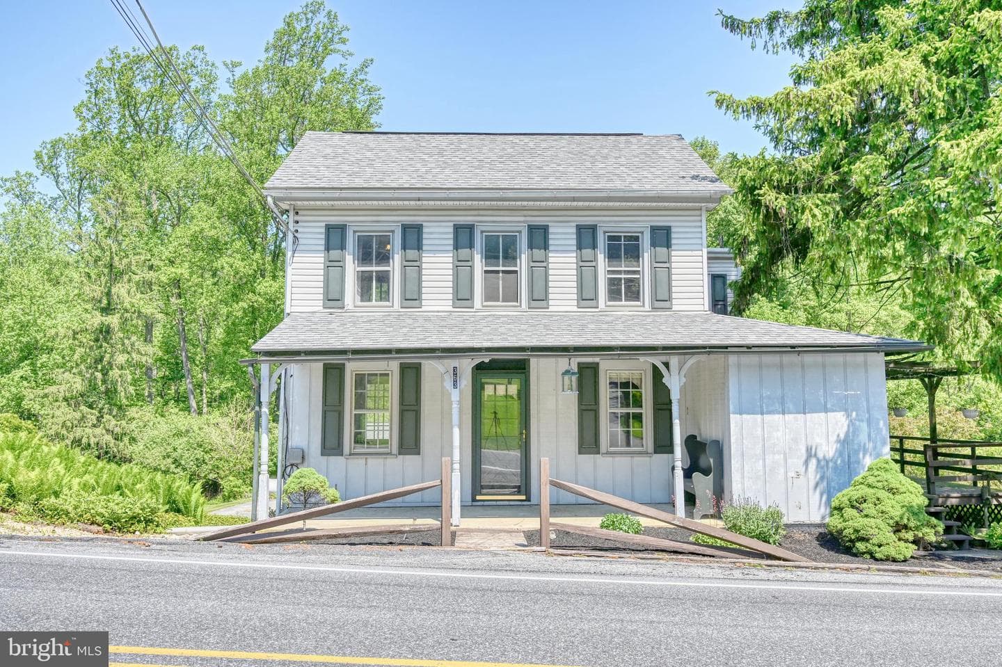 363 N Galen Hall Road photo 24